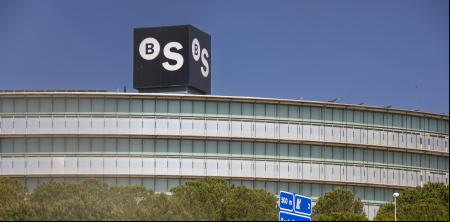 Creix la pressió sobre el Govern espanyol per decantar la seva decisió sobre l’opa