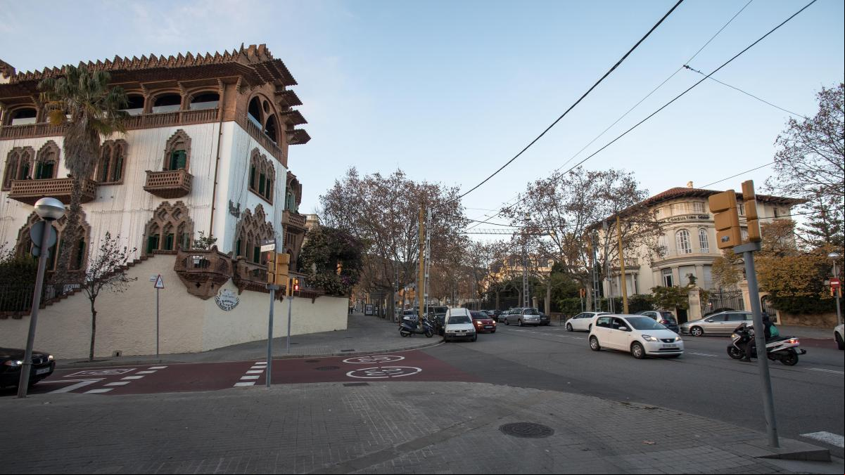 La avenida Tibidabo, escenario de una gran exposición de vehículos históricos