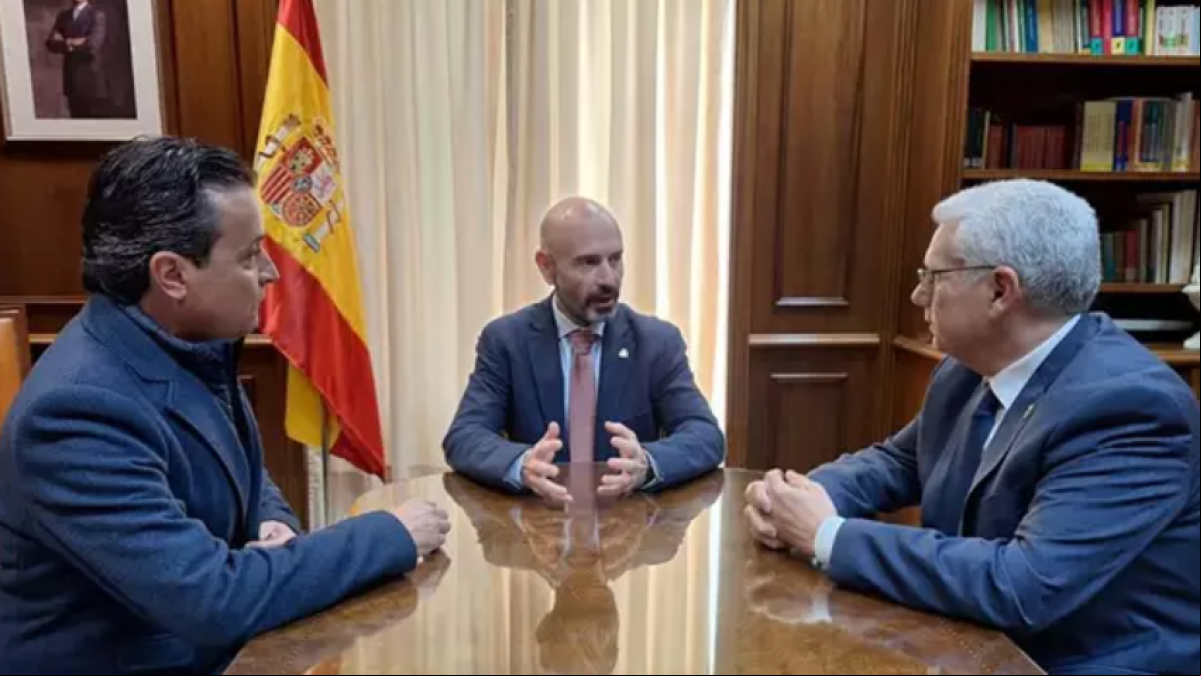 Tres reos andaluces indultados en el marco de la tradición de dos Cofradías de Semana Santa
