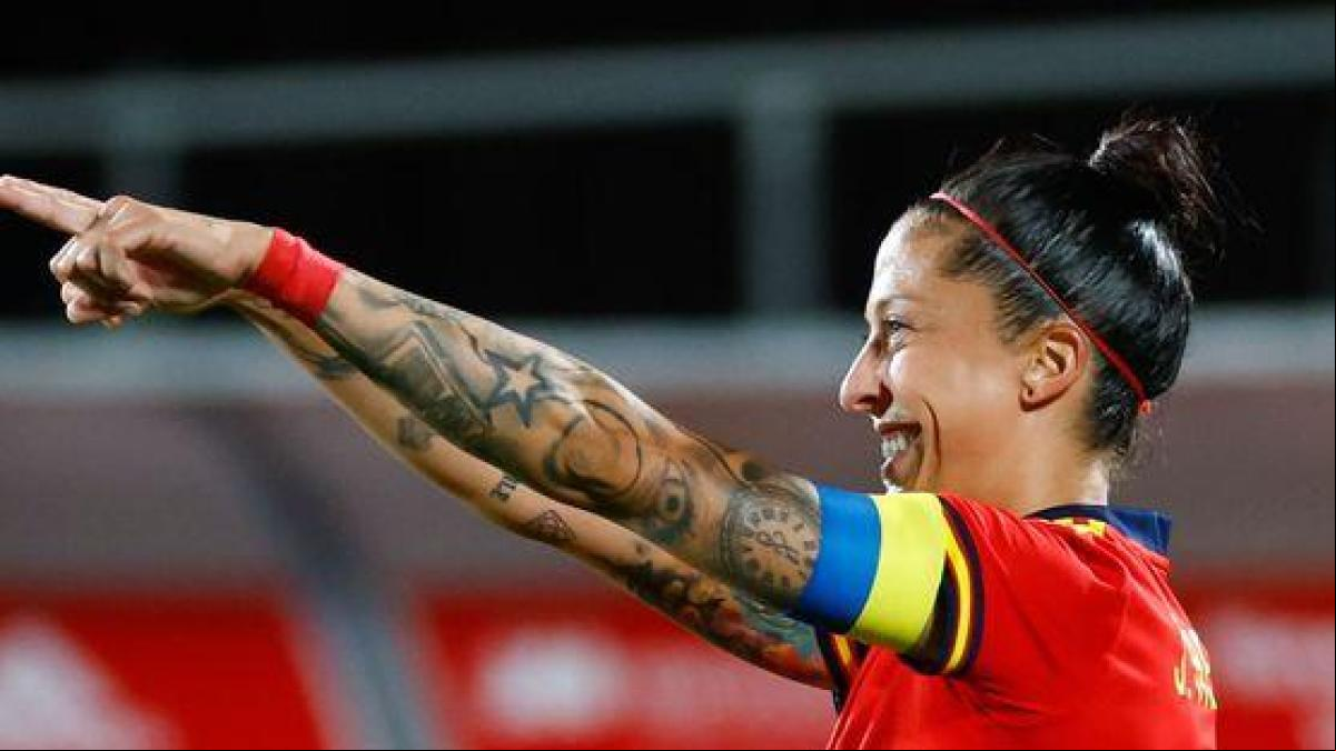 Jennifer Hermoso se pronuncia tras su ausencia en la Selección