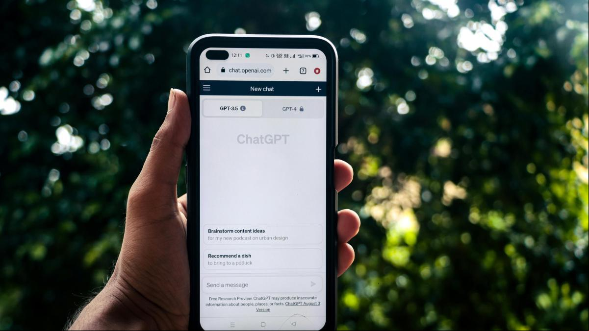 Ni expertos en IA ni ingenieros de prompts: los nuevos modelos de ChatGPT y compañía están acabando con lo que parecía que iba a ser la profesión del futuro