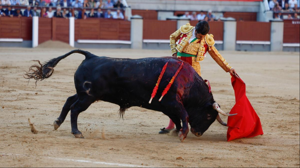 Morante hizo así... y acabó con el cuadro