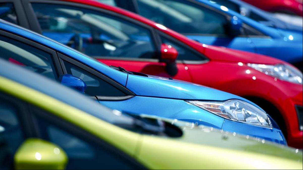 Karl Brauer, analista de iSeeCars: “Los coches de estos colores se devalúan menos porque hay más demanda que oferta en el mercado”