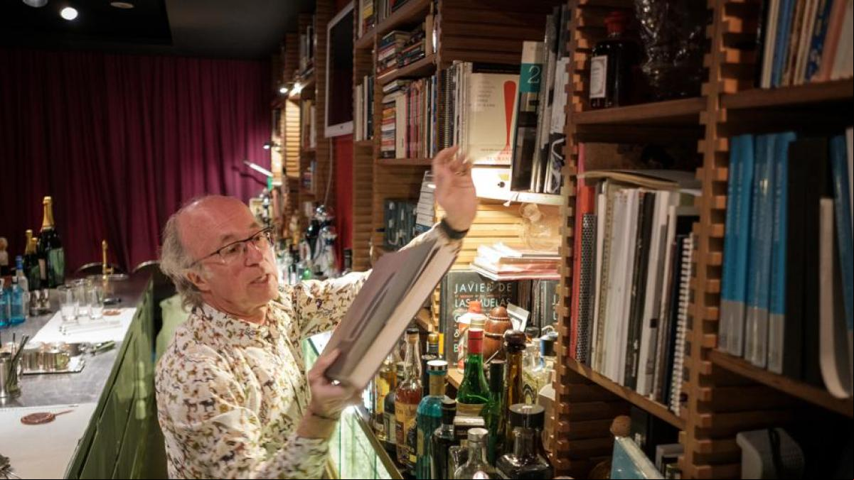 Javier de las Muelas, la noche es para la literatura