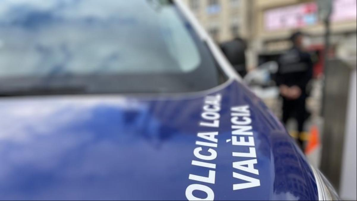 Una espectacular persecución deja a 5 agentes lesionados y al conductor herido