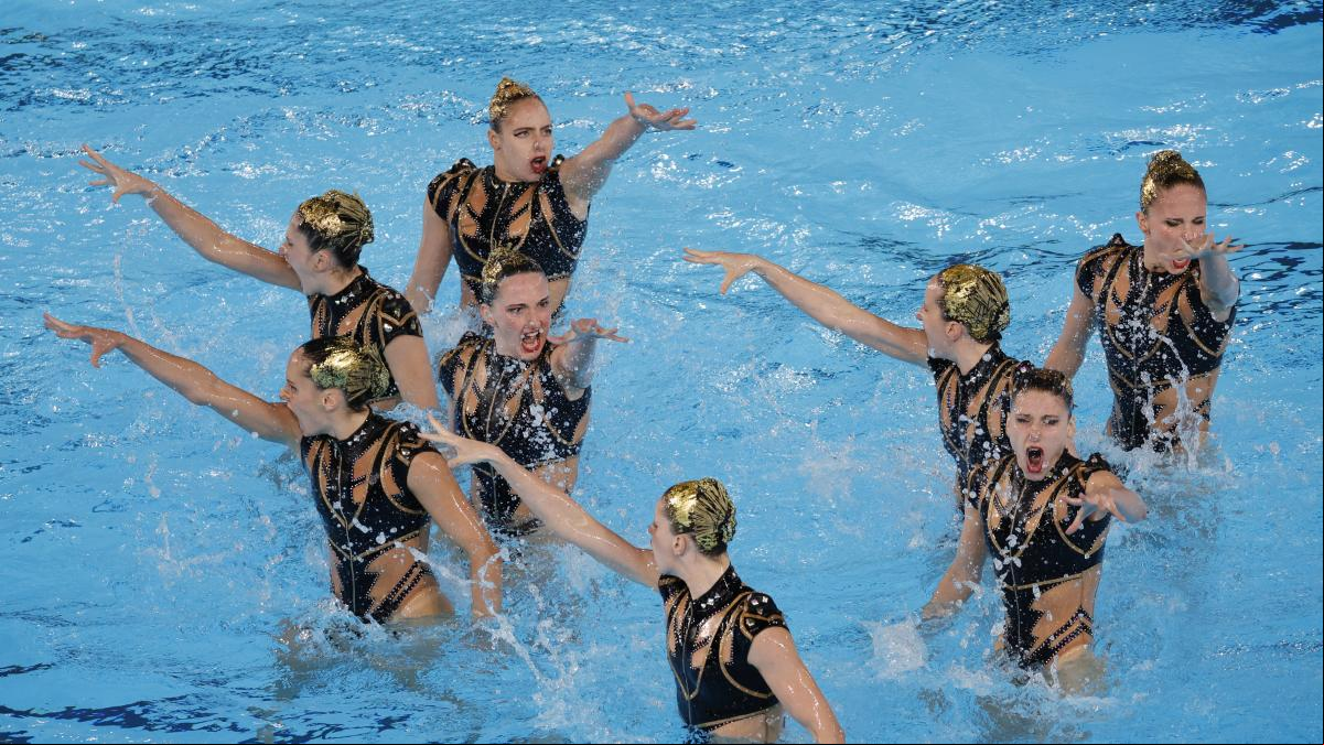 De rodillas, ganáis vosotras: las sirenas de la natación artística española danzan hasta un bronce en los Juegos Olímpicos