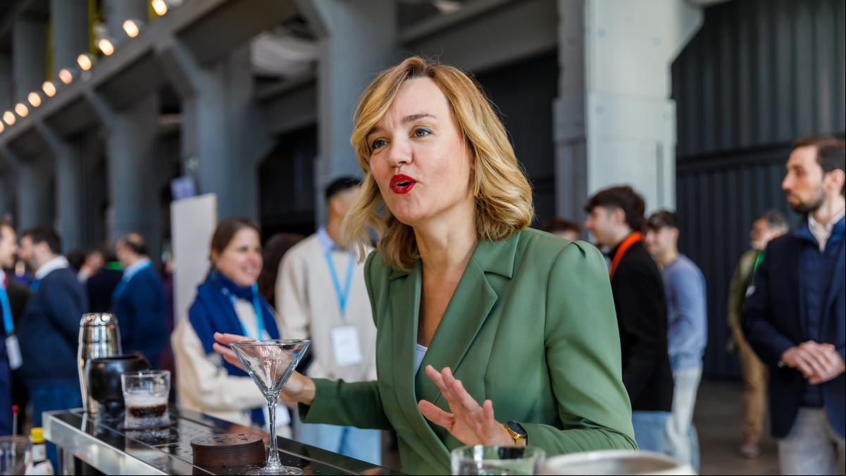 La ministra Pilar Alegría oficializa su candidatura para liderar el PSOE de Aragón