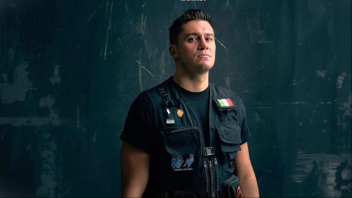 Zazza el italiano, documentalista: “Me han atracado ya 5 veces en el Raval, mientras que en la Mina nunca me ha pasado nada, hay droga y delincuencia, pero si no molestas al negocio no pasa nada”