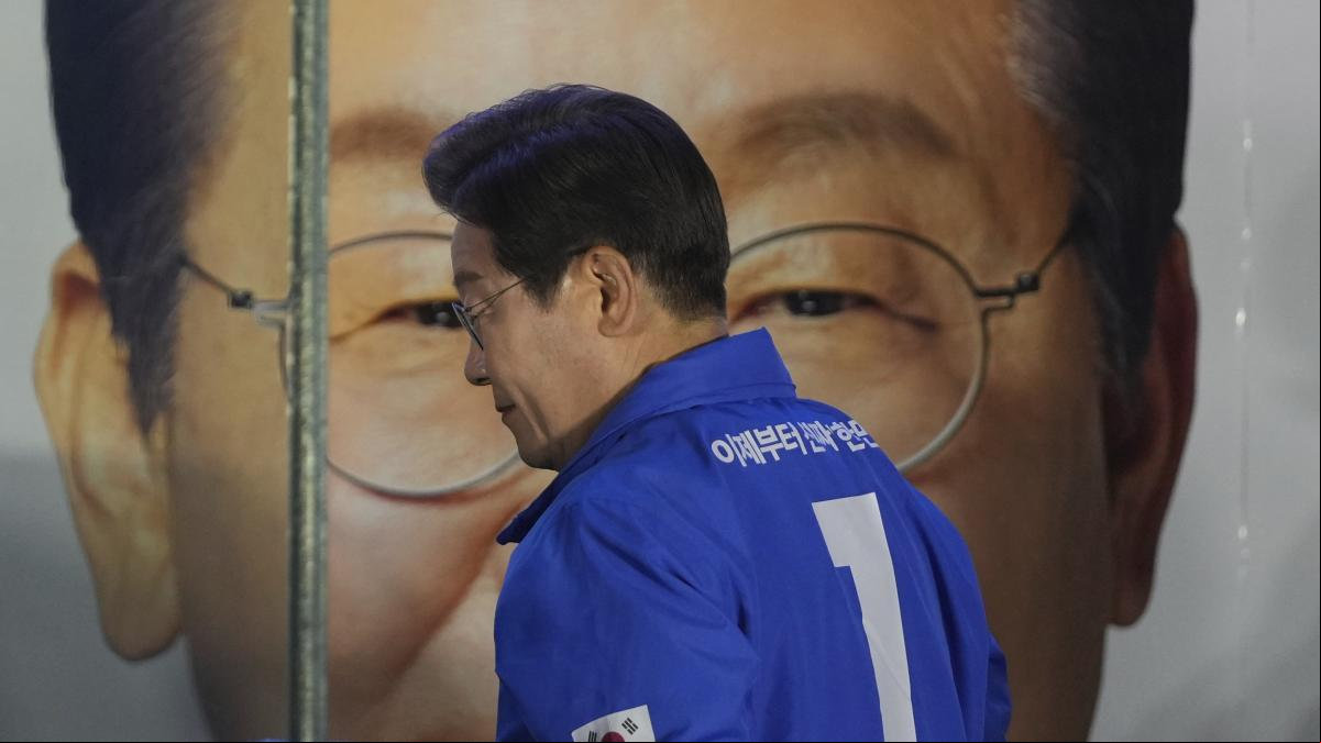 Corea del Sur busca presidente para apartarse del abismo