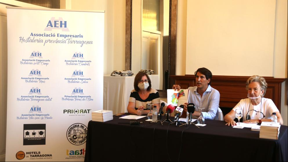 La hostelería tarraconense constata más actividad en agosto pero avisa del cierre de “cientos” de negocios