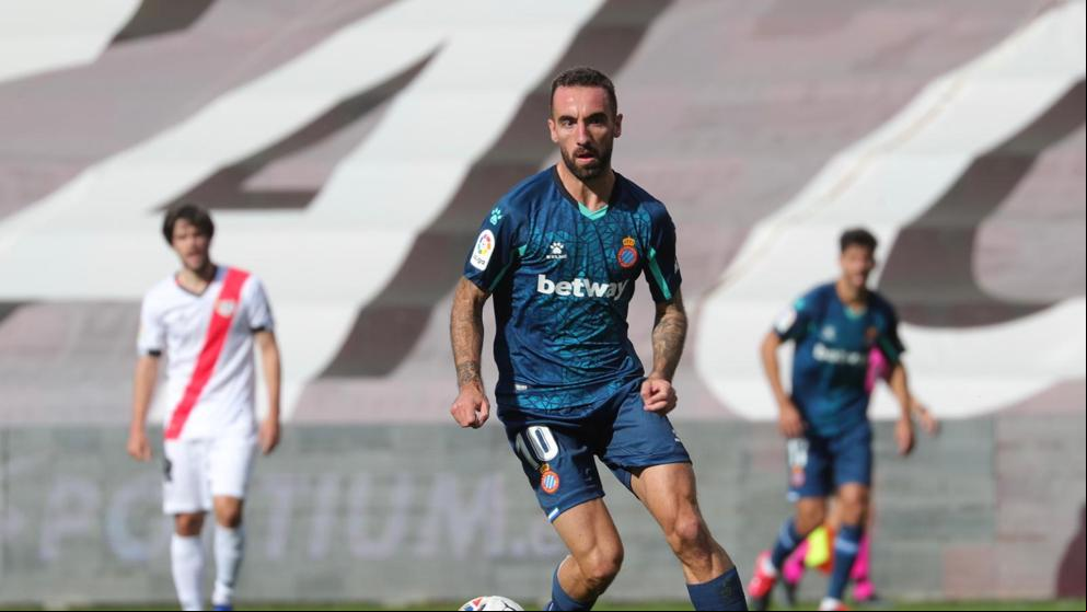 El Espanyol muere en la orilla en Vallecas